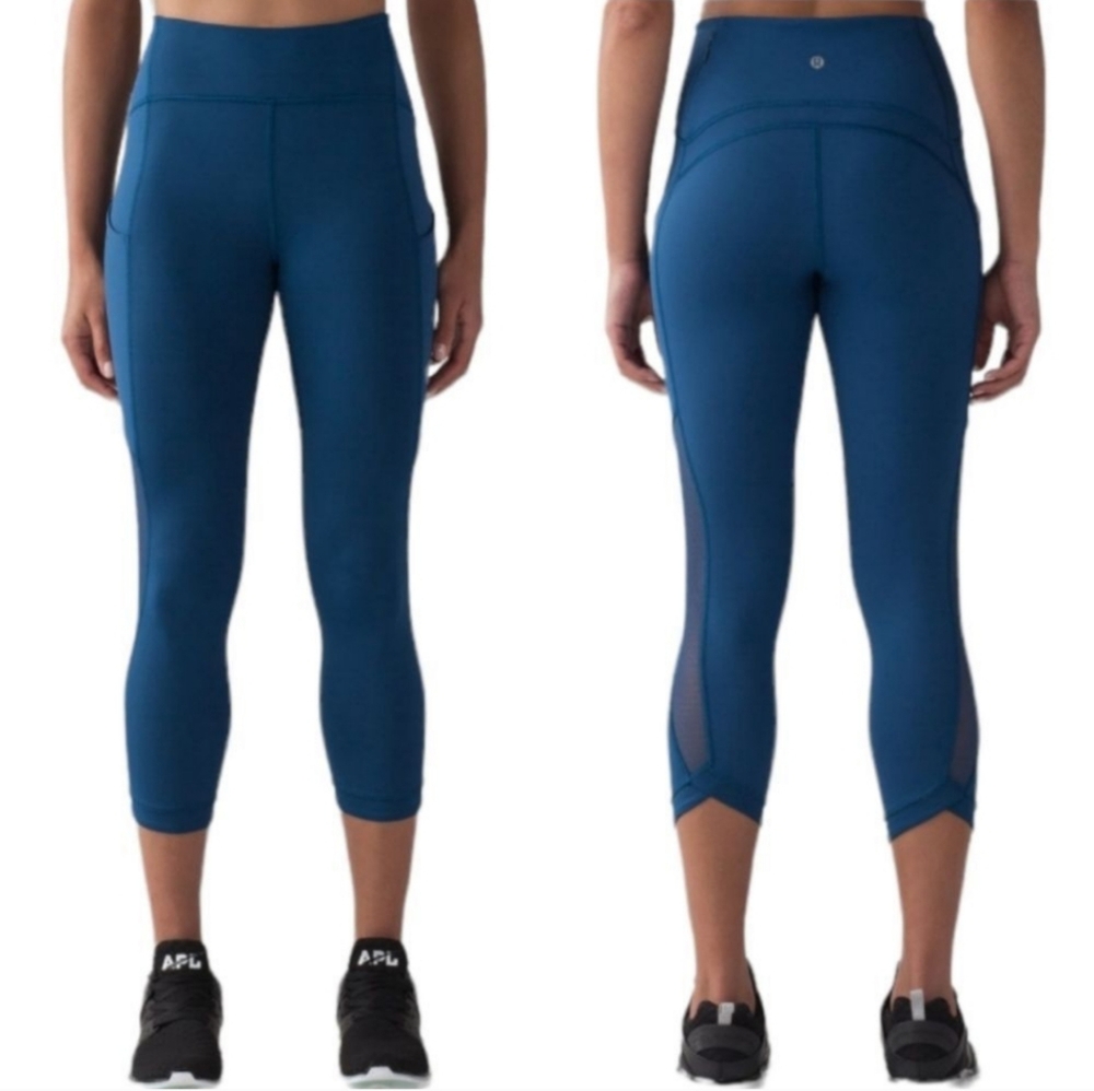 Lululemon Sole Training Crop Poseidon Teal Legging Size 6 Cropped Mesh - Picture 1 of 9